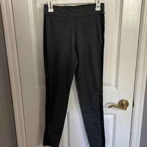 Abercrombie & fitch herringbone leggings size medium